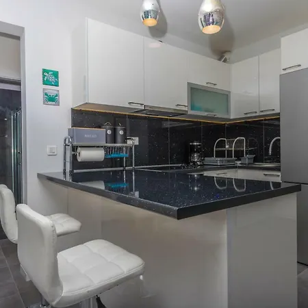 アパート Tatjana セルツェ