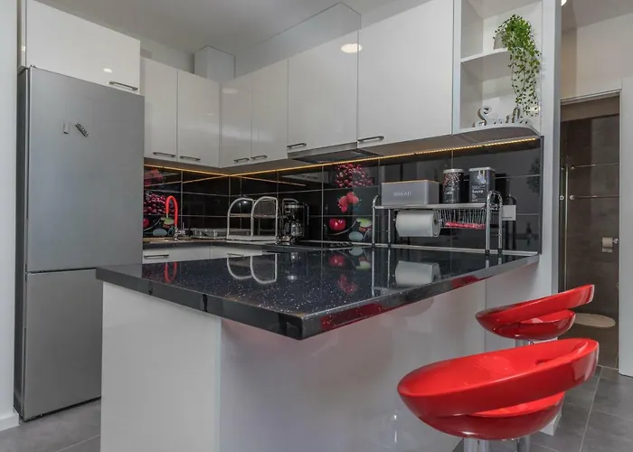 Tatjana Apartment Selce
